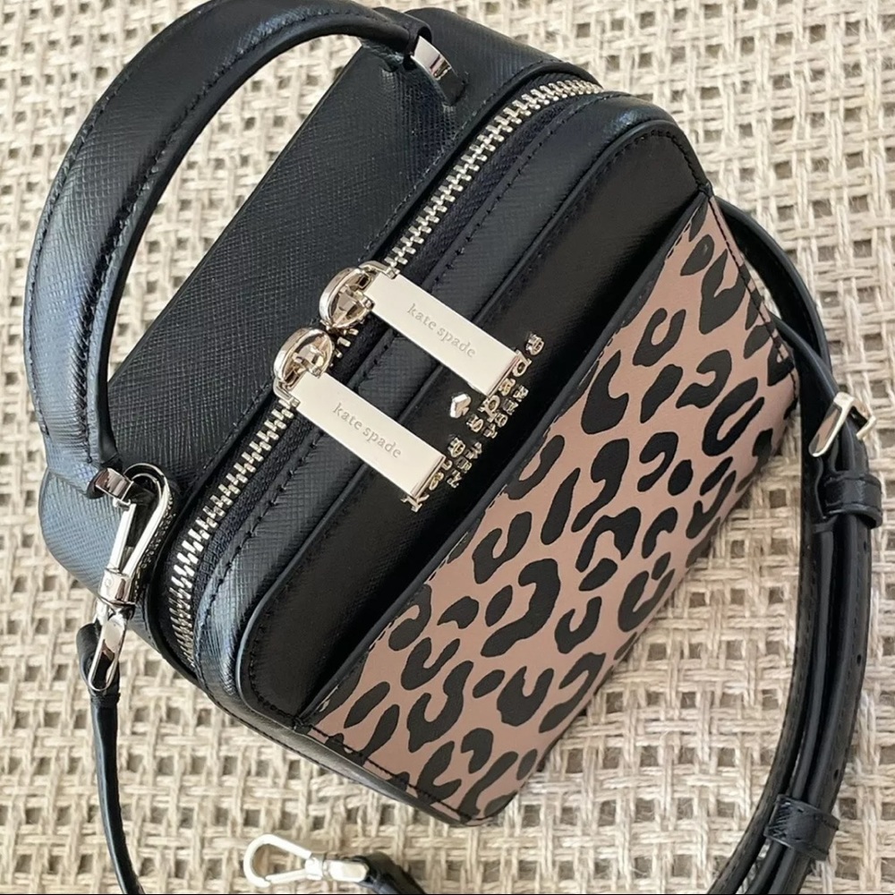 Kate Spade Daisy Vanity Crossbody Graphic Leopard Leather Top Handle Case Black - Picture 5 of 6